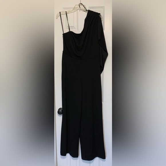Black WideLeg Jumpsuit LaundrybyShelliSegal One-shoulder Drape PRIORITY SHIPPING - Picture 5 of 10